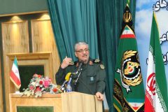 معاون وزیر دفاع: فعال‌سازی اسنپ‌بک هیچ تأثیری در قدرت دفاعی ایران ندارد